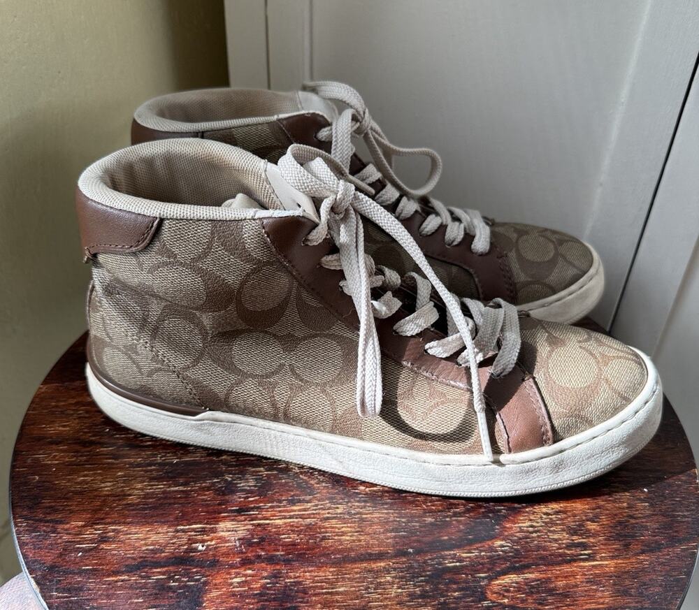 Coach Women's Clip Signature High Top Sneaker Size 7D Color Khaki/Saddle Logo